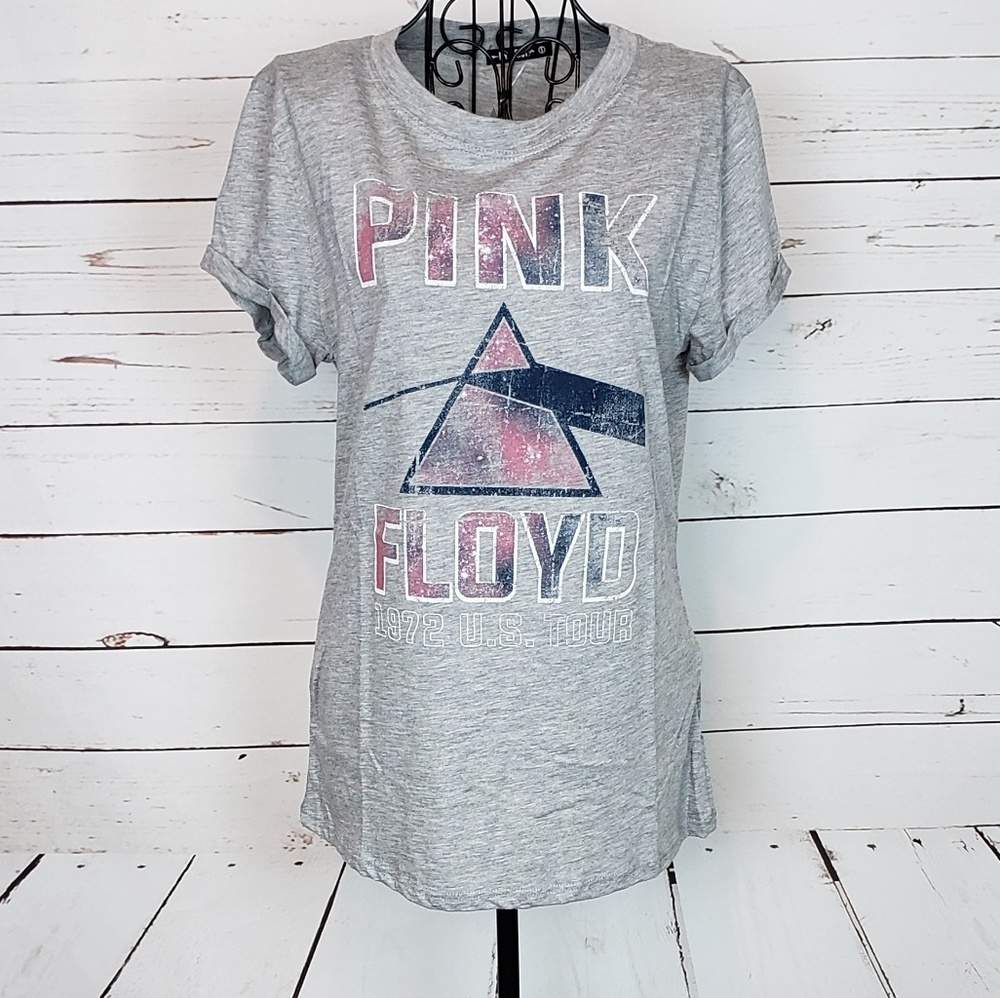 Knit Riot Pink Floyd Short Cuff Sleeve Top NWT